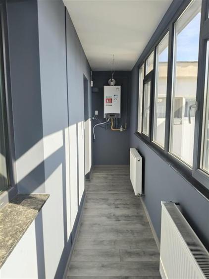 Apartament cu 3 camere decomandat în Apollo