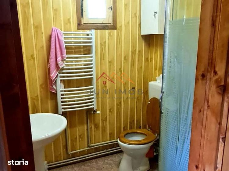 Casă cu 4 camere decomandat în Brebu