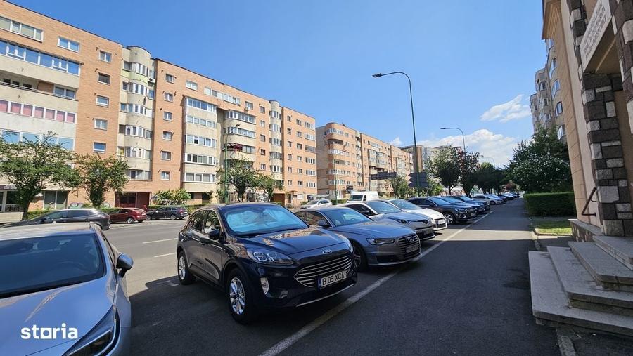 3 camere , cf I , Centrul Civic Str. Toamnei, aproape de AFI Brasov - 11