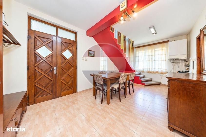 Casă cu 4 camere cu Teren 610 Mp în Bran