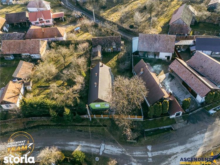 Casă cu 2 camere cu Teren 656 Mp în Brețcu