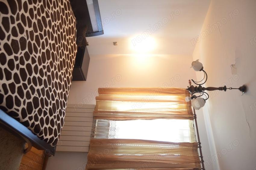 Apartament cu 2 camere decomandat în Predeal