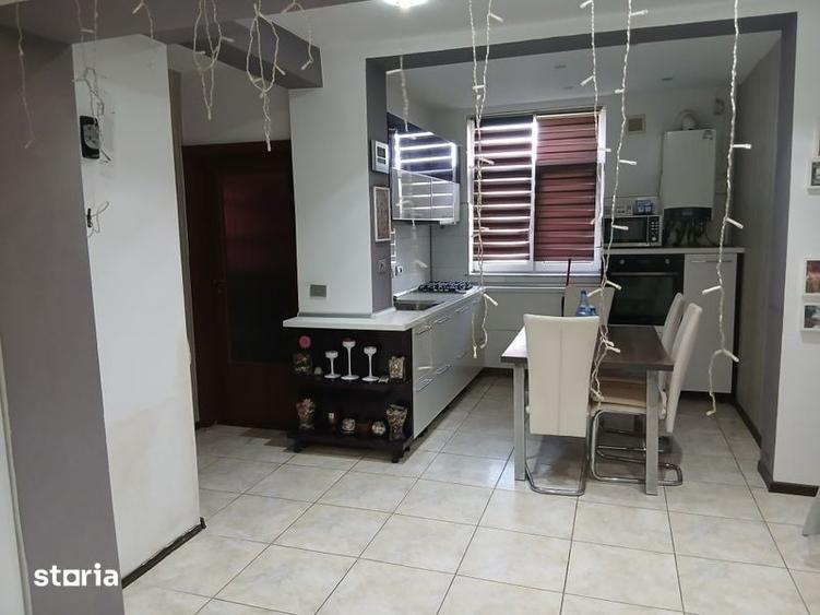 Apartament cu 2 camere decomandat în Plaiul Vulcanești