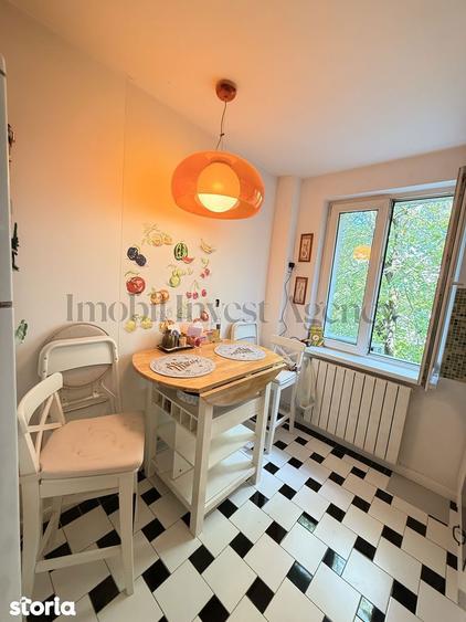 Apartament cu 2 camere, mobilat în Pajura