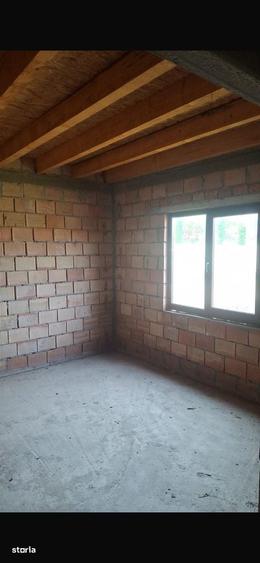 Casă cu 4 camere cu Teren 1400 Mp în Silivașu de Câmpie