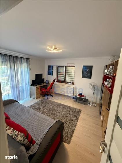 Apartament cu 2 camere decomandat în Rediu