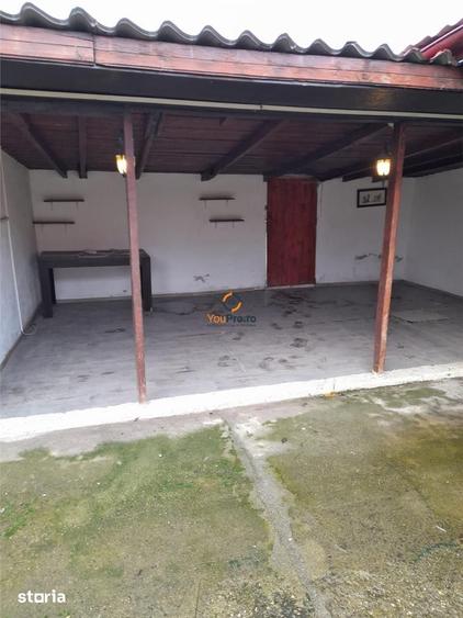 Casă cu 6 camere cu Teren 500 Mp în Ronaț