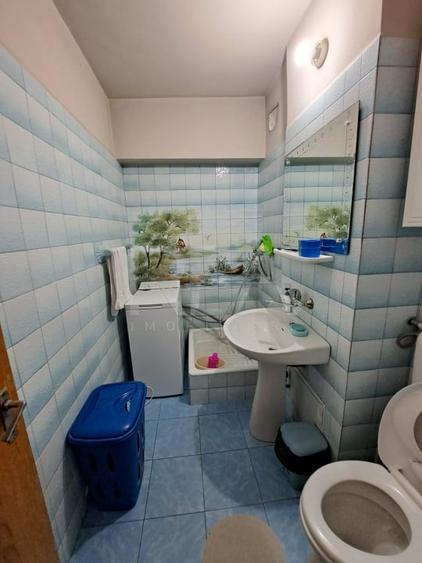 Apartament cu 4 camere decomandat în Crângași