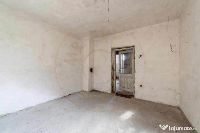 Apartament cu 3 camere decomandat în Nord