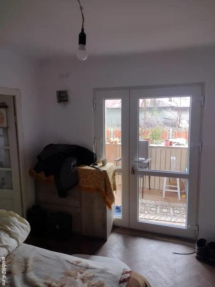 Casă cu 6 camere cu Teren 1000 Mp în Bâldana