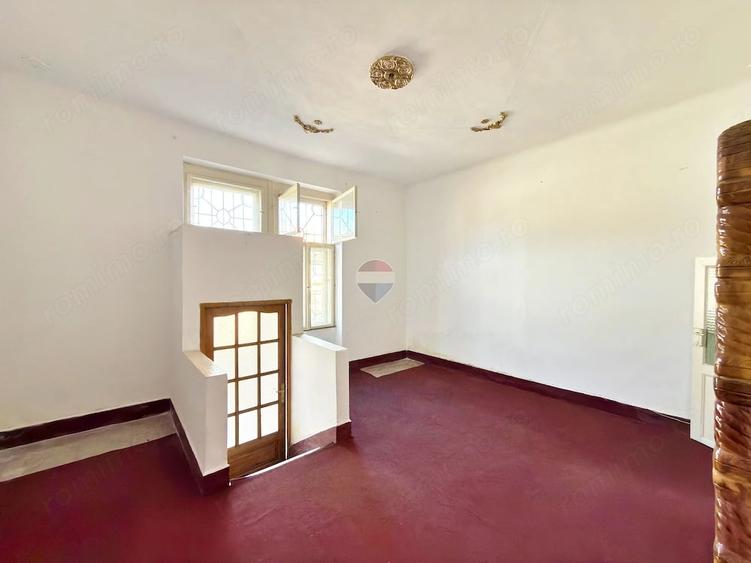 Apartament cu 2 camere semidecomandat în Drăgășani