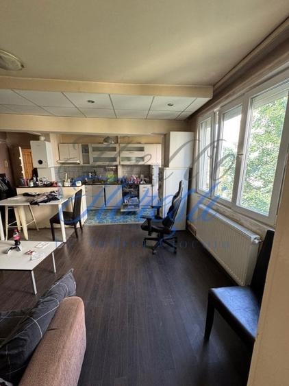 Apartament cu 2 camere semidecomandat în Central