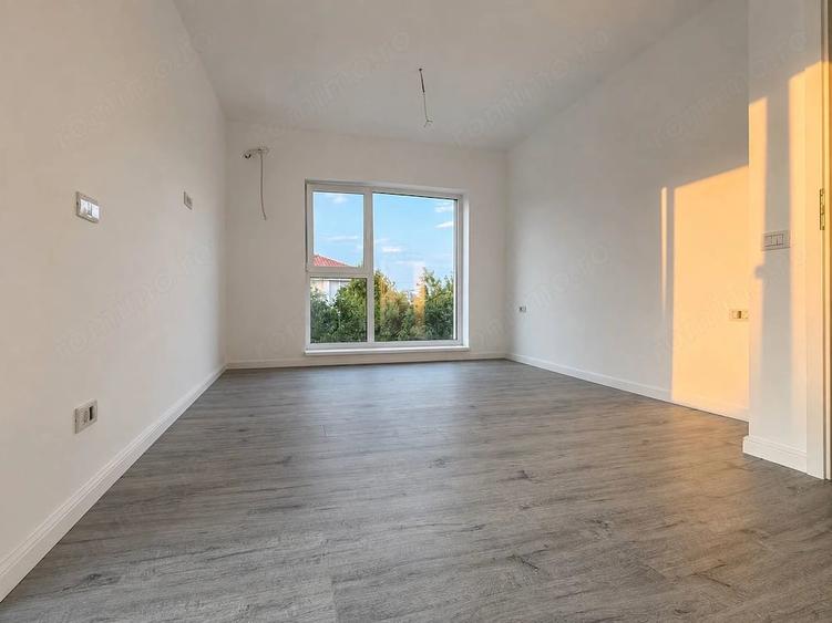Casă cu Teren 315 Mp în Ghiroda