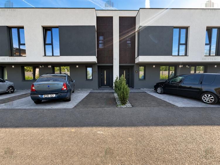 Duplex cu 4 camere cu Canalizare în Central