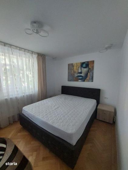 Apartament cu 2 camere decomandat, mobilat în Central