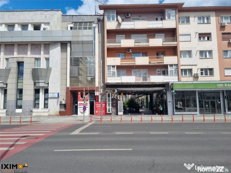 Spațiu comercial, de 300 mp, în Ultracentral