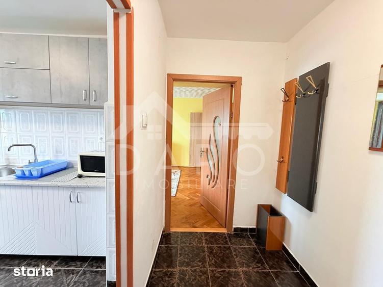 Apartament cu 2 camere decomandat în Cornișa