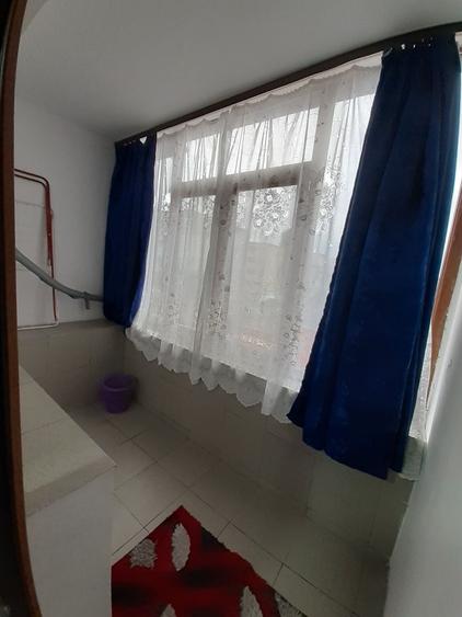 Garsonieră decomandată în Casa de Cultură