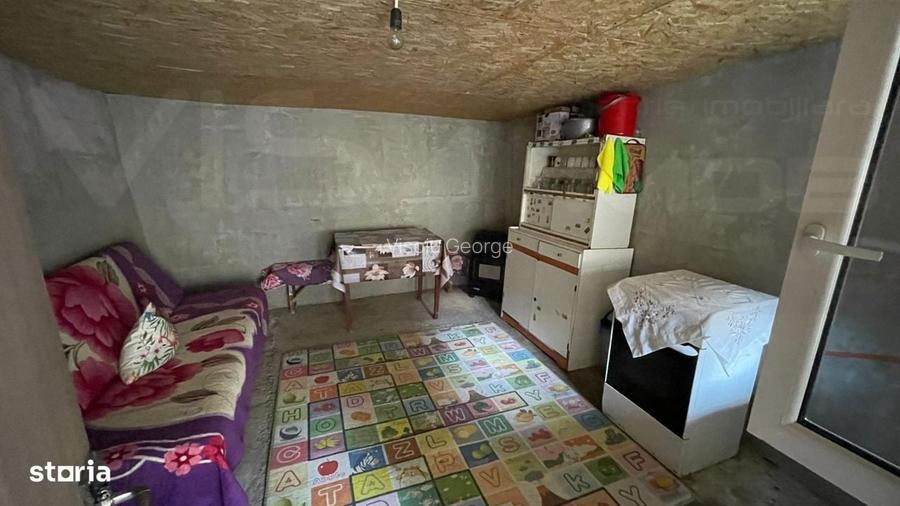 Casa de vanzare - Com. Gura Vaii