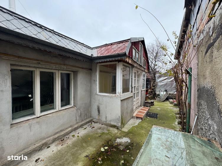 Casă cu 2 camere în Central
