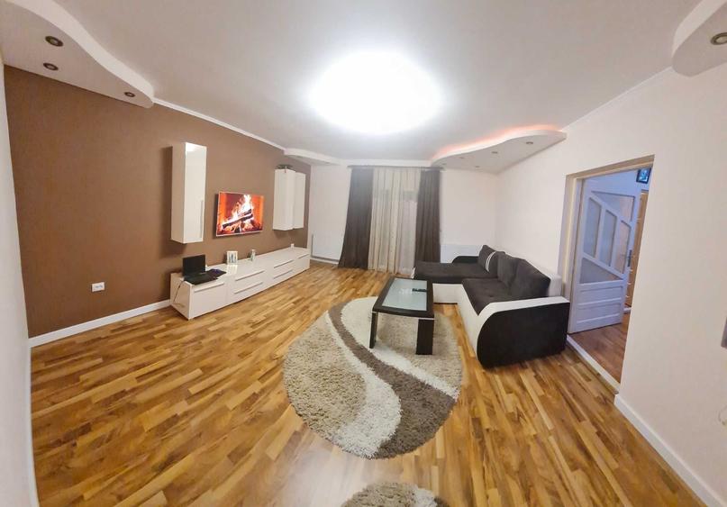 Casă cu 4 camere în Central