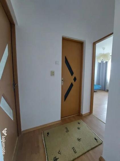 Apartament cu 2 camere decomandat în Crihala