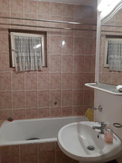 De inchiriat apartament semidecomandat cu 2 camere ultracentral - 5