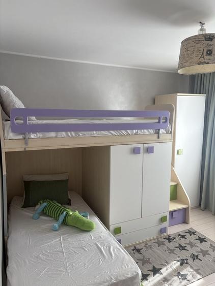 Apartament cu 3 camere decomandat în Decebal