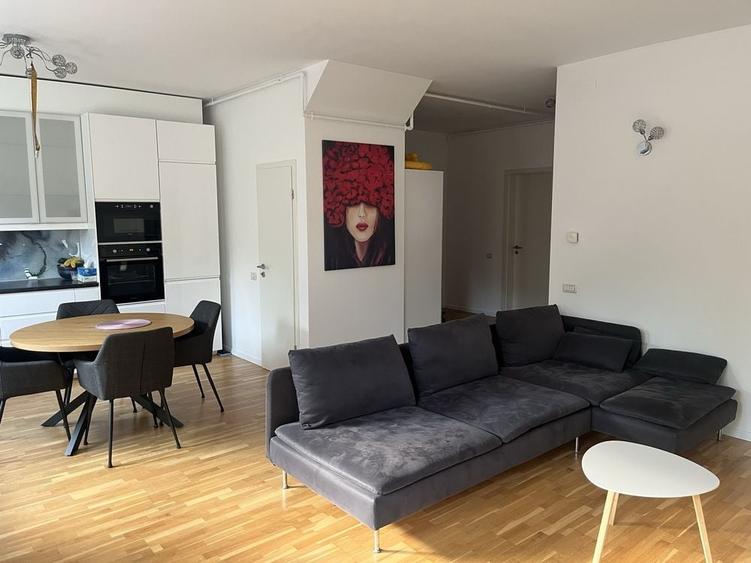 Casă cu 4 camere cu Teren 250 Mp în Corbeanca
