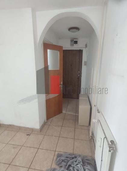 Apartament cu 2 camere decomandat în Lujerului