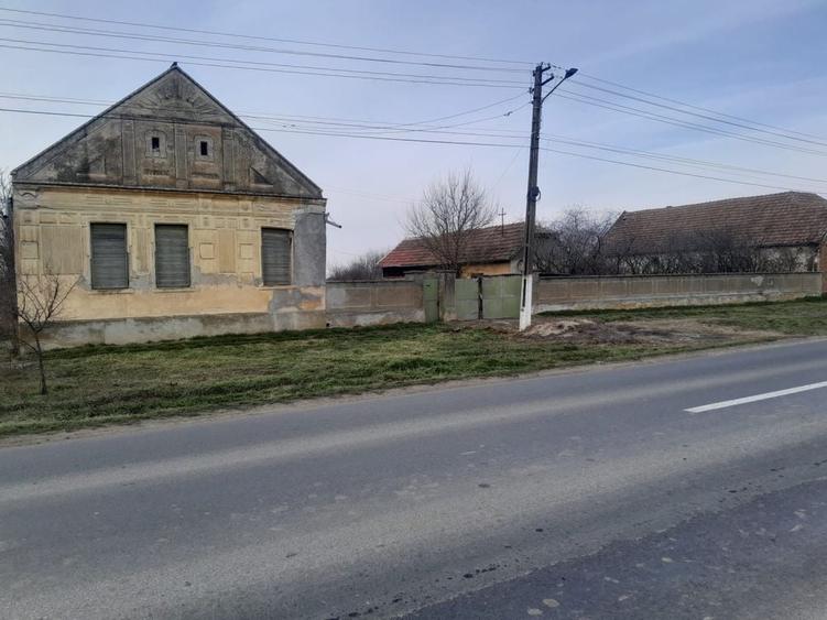 Casă cu 4 camere în Satu Mare