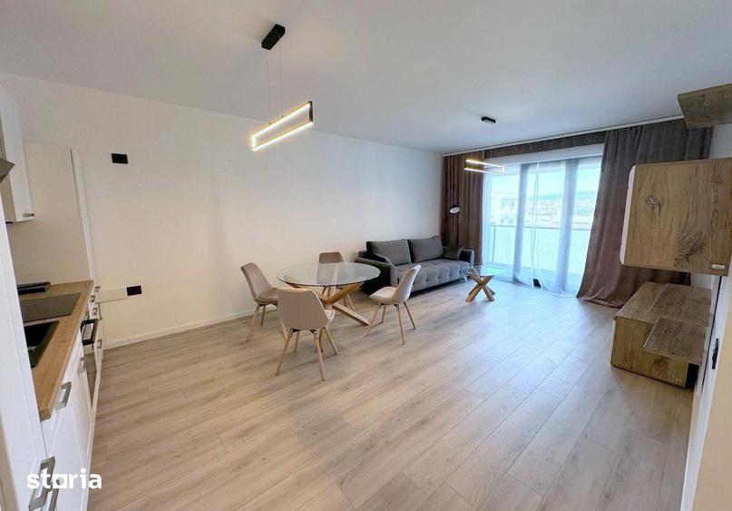 Apartament cu 2 camere semidecomandat, mobilat în Central