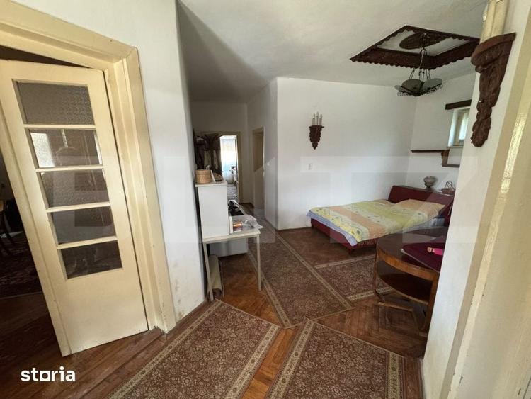 Casă cu 5 camere cu Teren 1950 Mp în Central