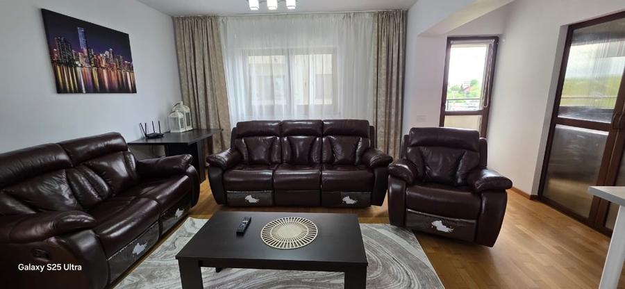 Apartament cu 2 camere decomandat, mobilat în Podul de Fier