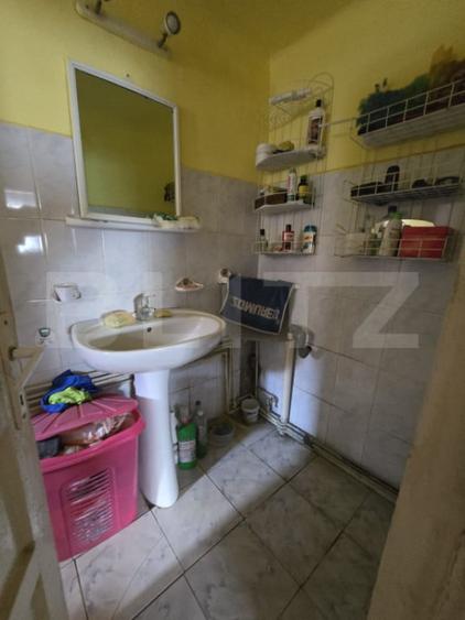 Casă cu 2 camere cu Teren 719 Mp în Chinari