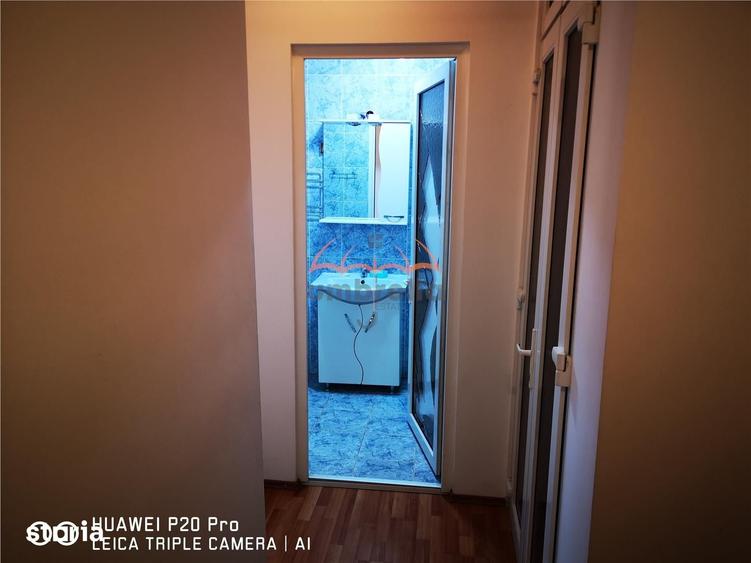 Apartament cu 2 camere decomandat în Gruia