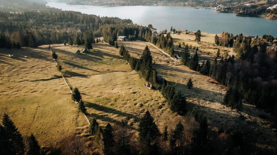 Teren Construcții intravilan de 1000 mp, în Colibița