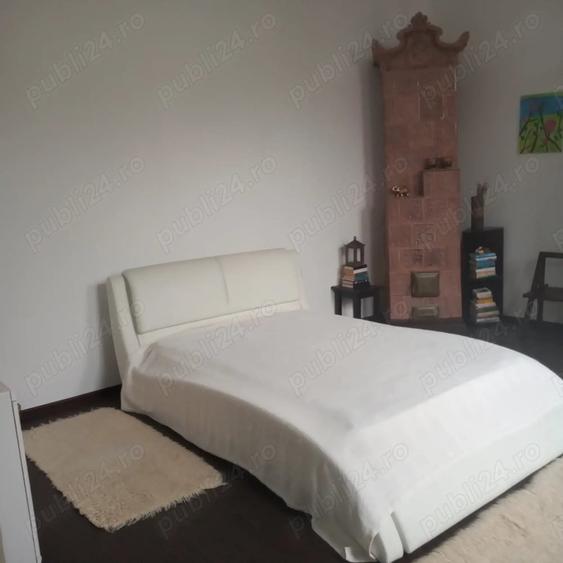 Casă cu 6 camere cu Teren 298 Mp în Corabia