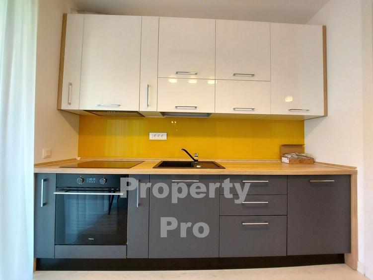Apartament cu 2 camere semidecomandat, mobilat în Aviației