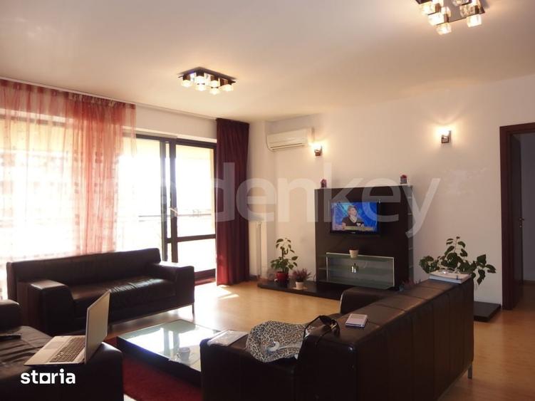 Apartament cu 4 camere în Tei
