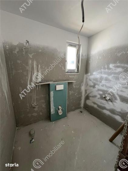 Casă cu 4 camere cu Teren 709 Mp în Central