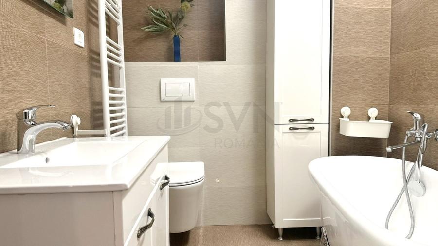 Apartament cu 3 camere semidecomandat în Herăstrău