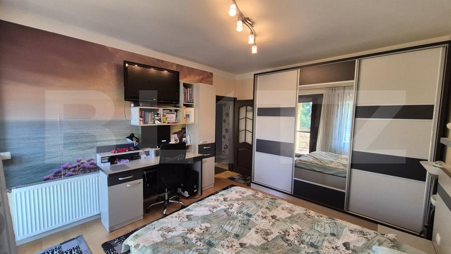 Apartament cu 3 camere decomandat, mobilat în Semicentral