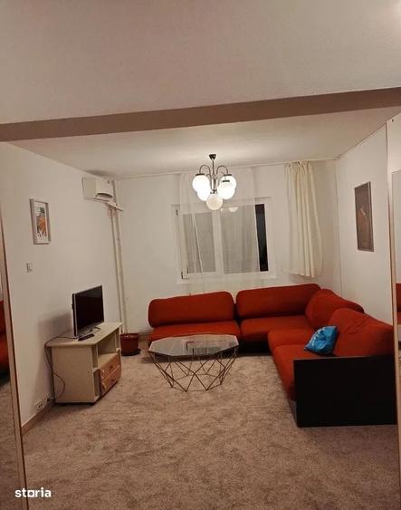 Apartament cu 4 camere în Plopilor