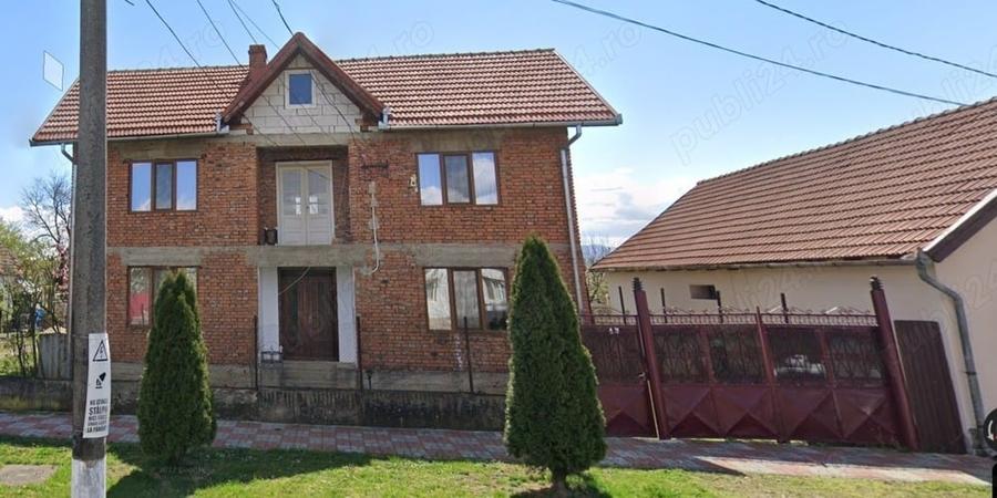 Casă cu 4 camere cu Teren 1105 Mp în Făget