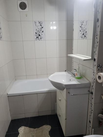 Garsonieră decomandată în Rahova