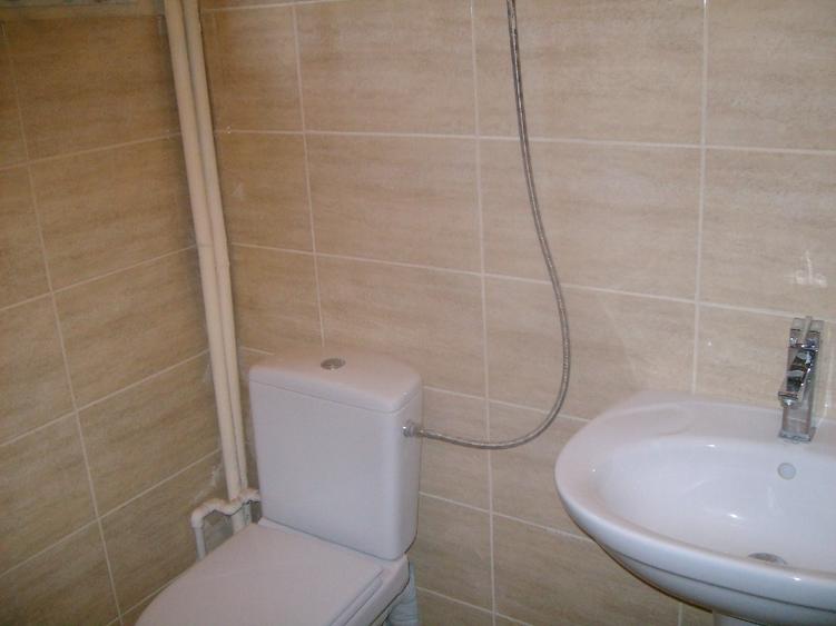 Spațiu comercial, de 110 mp, în Dâmbovița