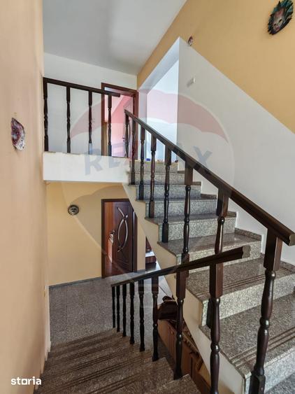 Casă cu 5 camere cu Teren 500 Mp în Hărman