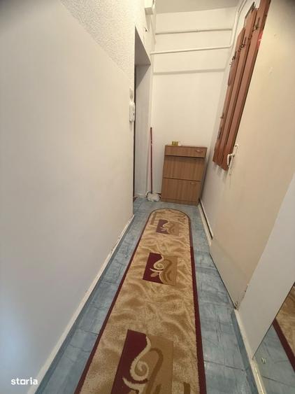 Apartament cu 2 camere în Podu Roș