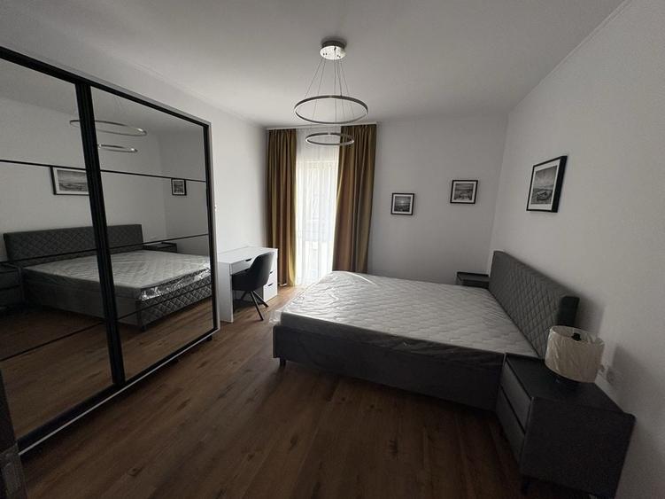Apartament cu 3 camere decomandat în Dosu Bricii
